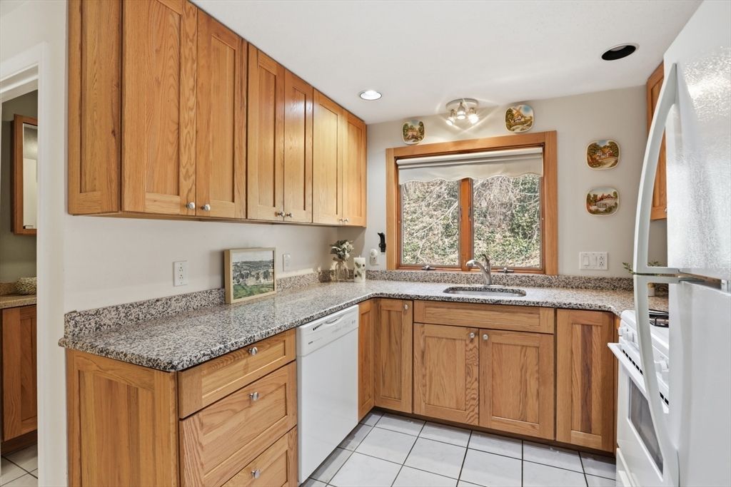 Photo of 26 Valley Rd #26, Lynn, MA 01902 (MLS # 73503795)