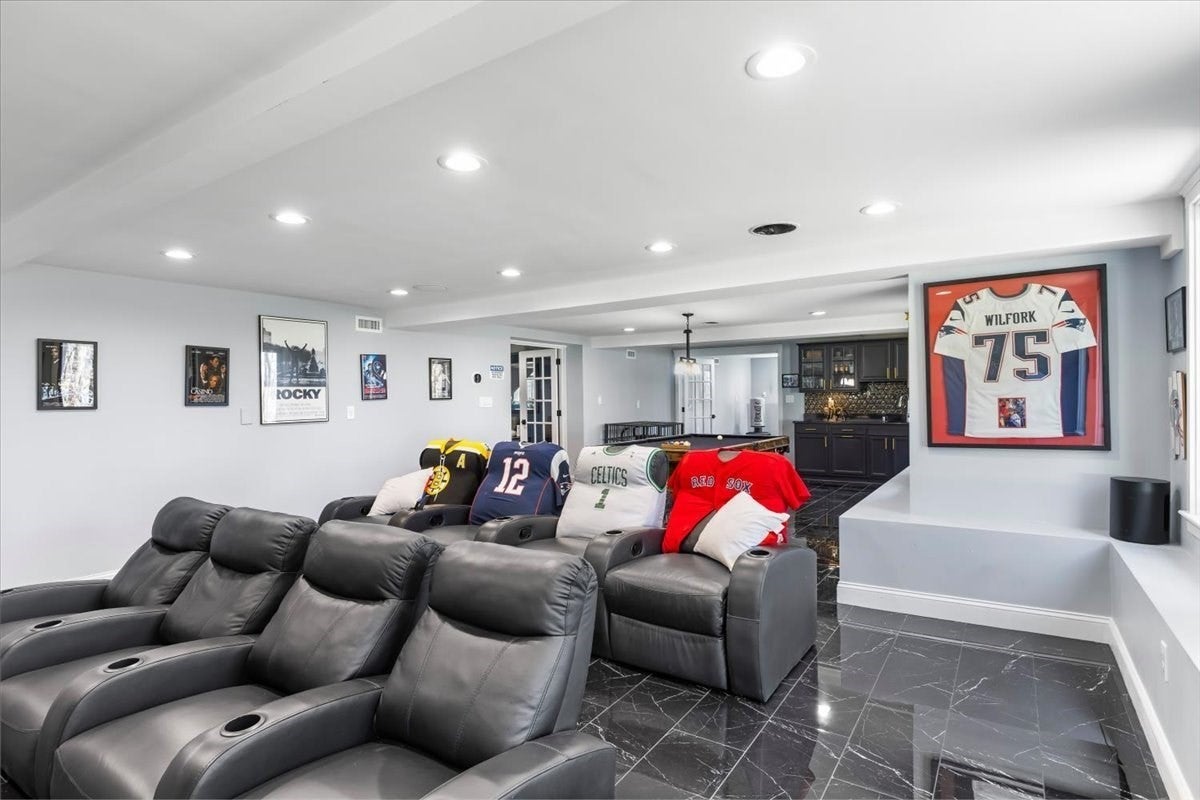901 Randolph Ave, Milton, MA Photo #27