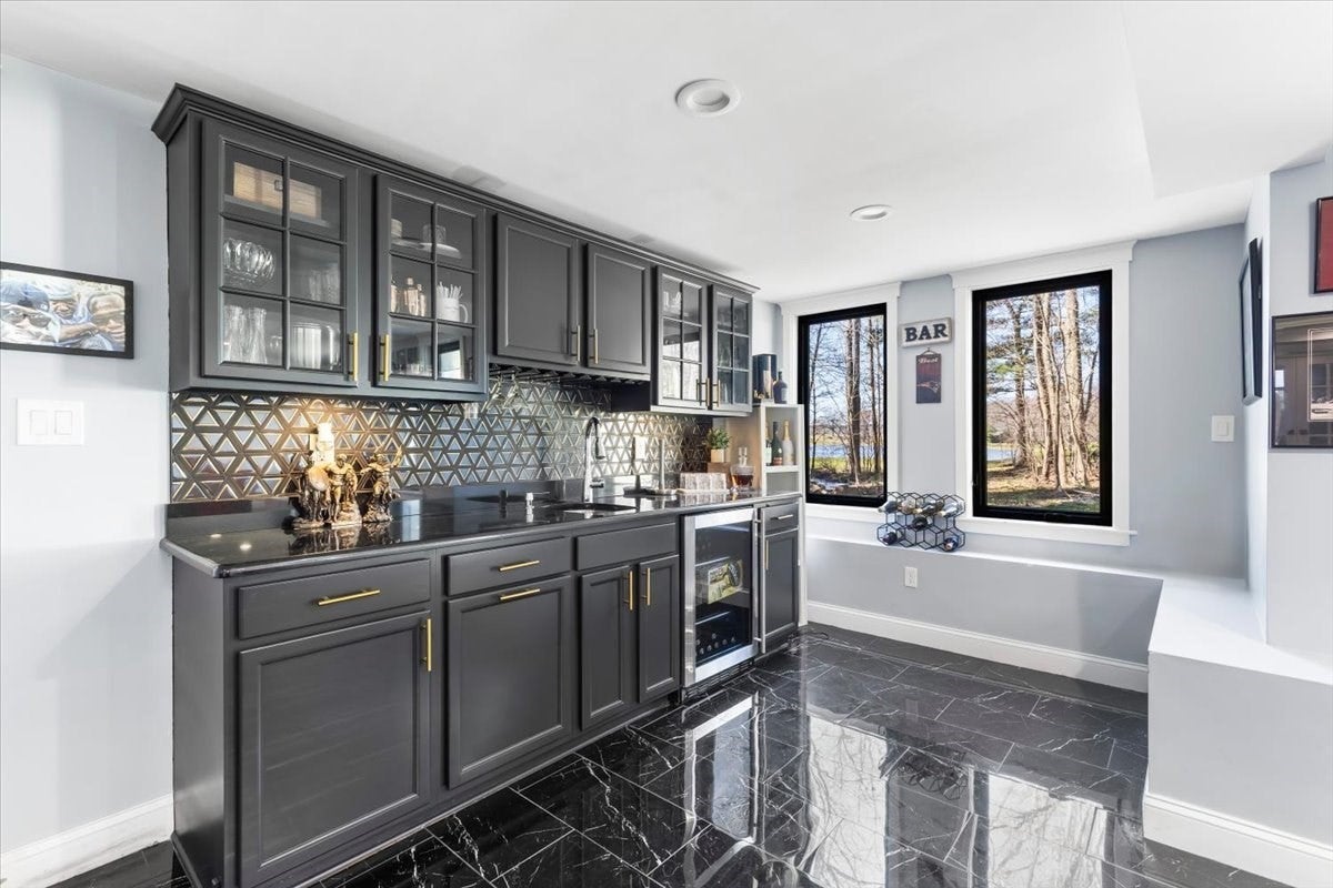 901 Randolph Ave, Milton, MA Photo #24