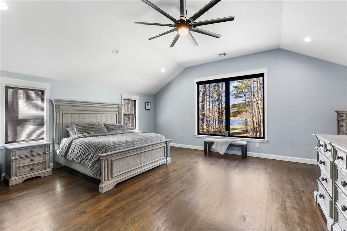 901 Randolph Ave, Milton, MA Photo #16