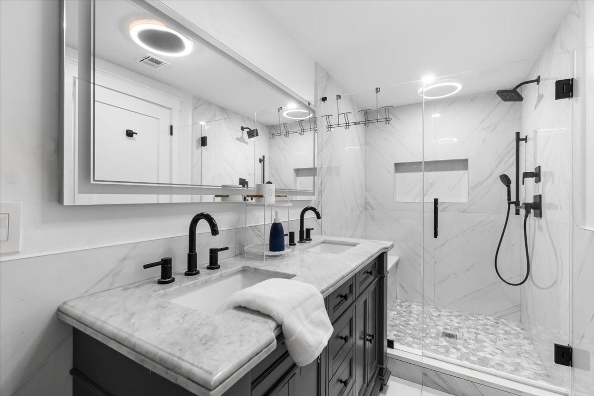 901 Randolph Ave, Milton, MA Photo #22