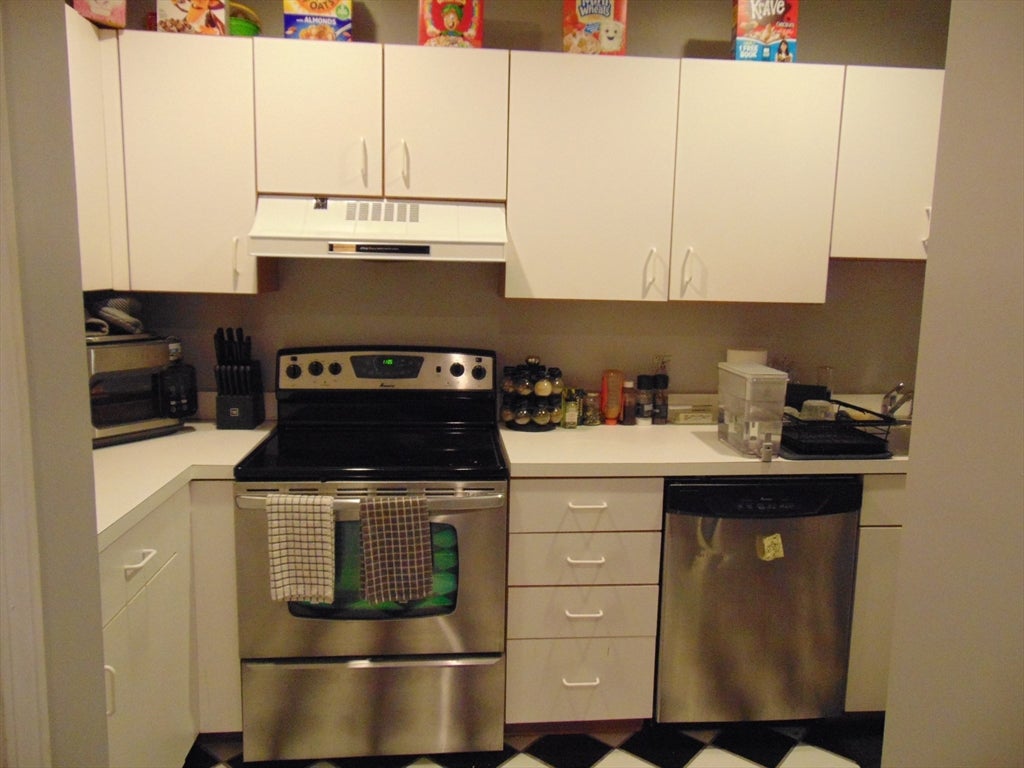 10 Weston Ave #216, Quincy, MA, 10 Weston Ave #216, Quincy, MA Photo #5