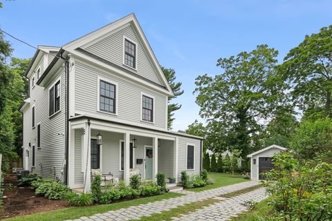 Photo of 8 Bates Ct, Dedham, MA 02026 (MLS # 73543468)