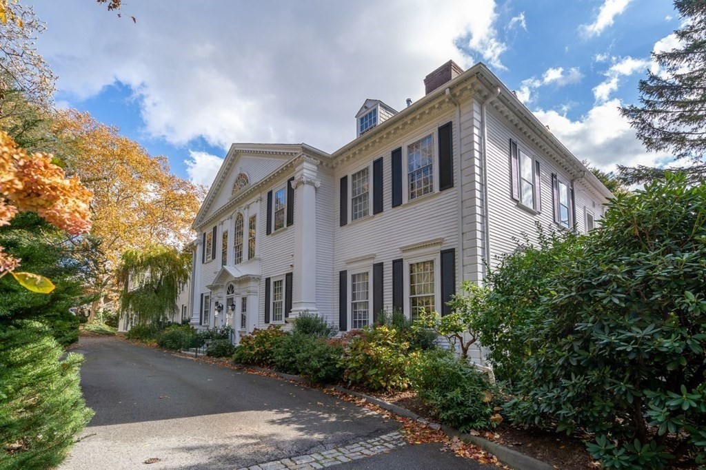 15 Catlin Road