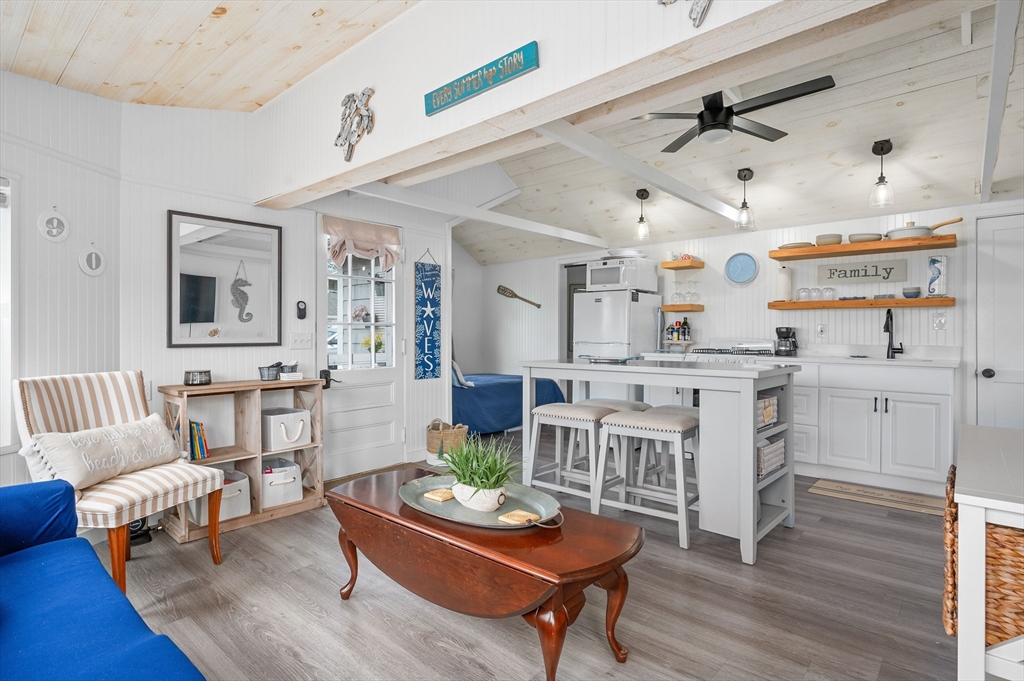 241 Old Wharf Rd. 90