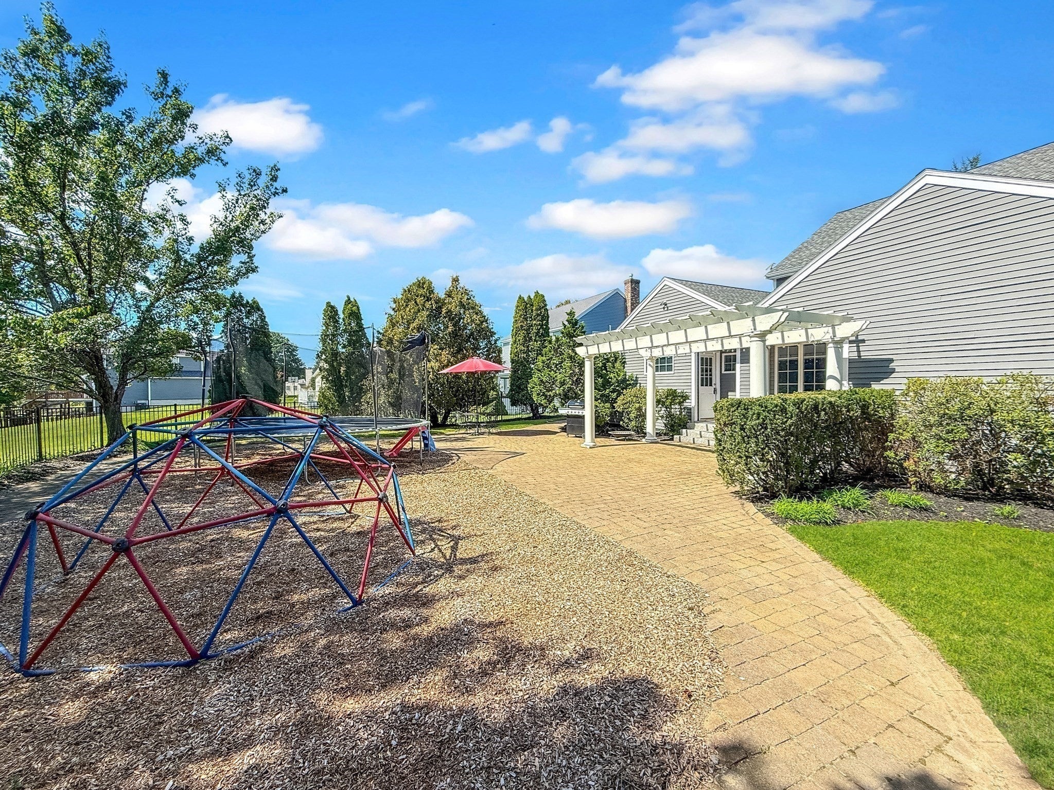 5 Swan Cir, Shrewsbury, MA Photo #32