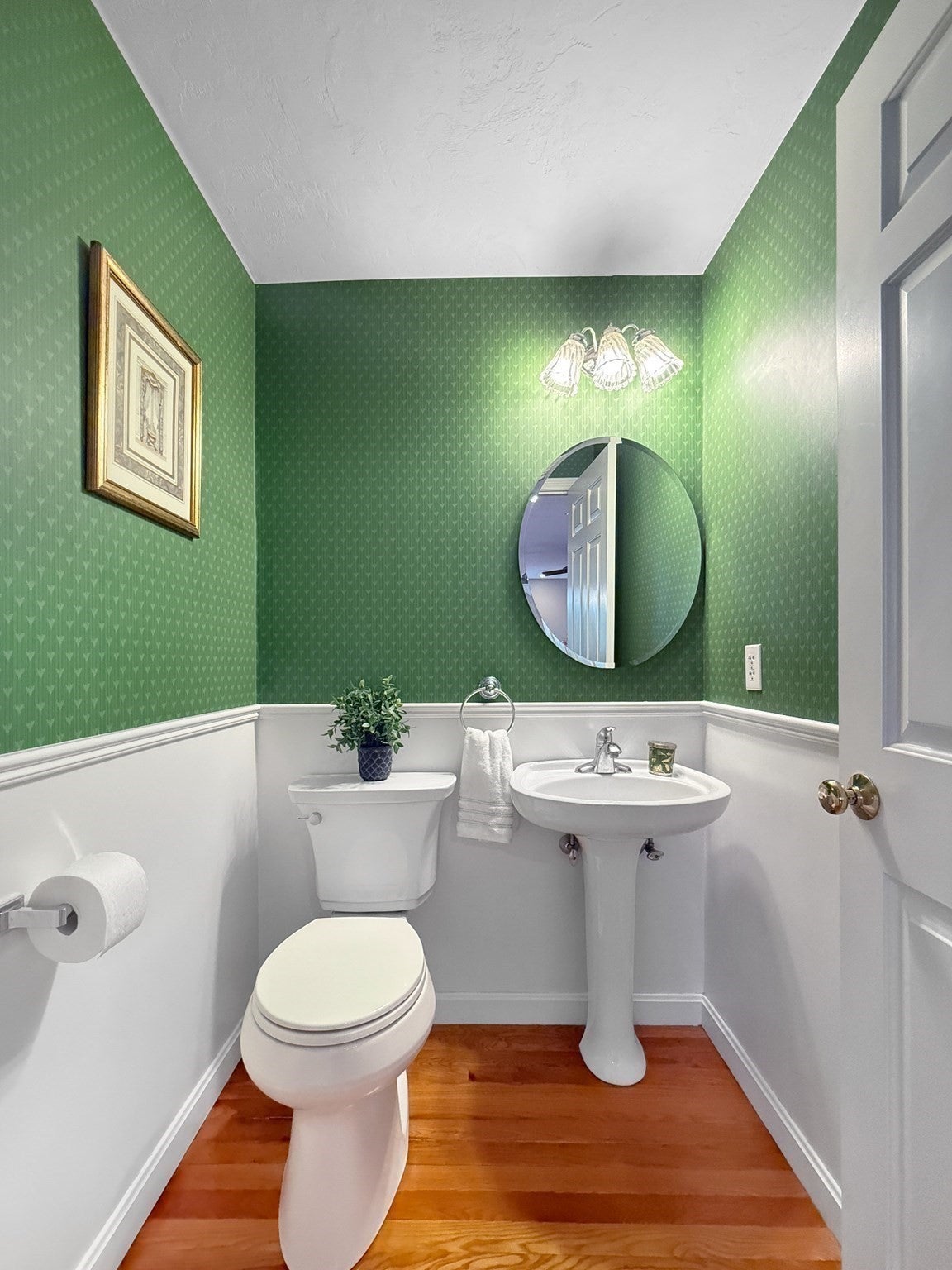 5 Swan Cir, Shrewsbury, MA Photo #15