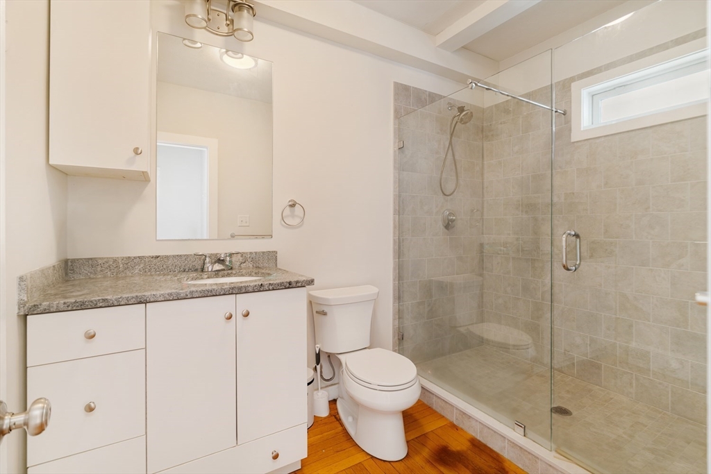 Somerville, Massachusetts 02145, United States, 10 Bedrooms Bedrooms, ,5 BathroomsBathrooms,Residential,Active,231254