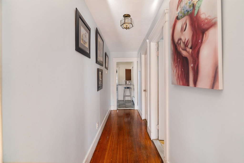 Somerville, Massachusetts 02145, United States, 10 Bedrooms Bedrooms, ,5 BathroomsBathrooms,Residential,Active,231254