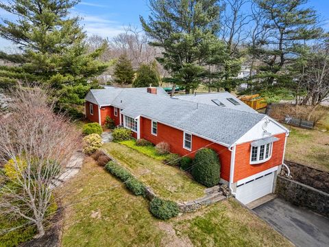 69 Kenneth Road Marblehead MA 01945