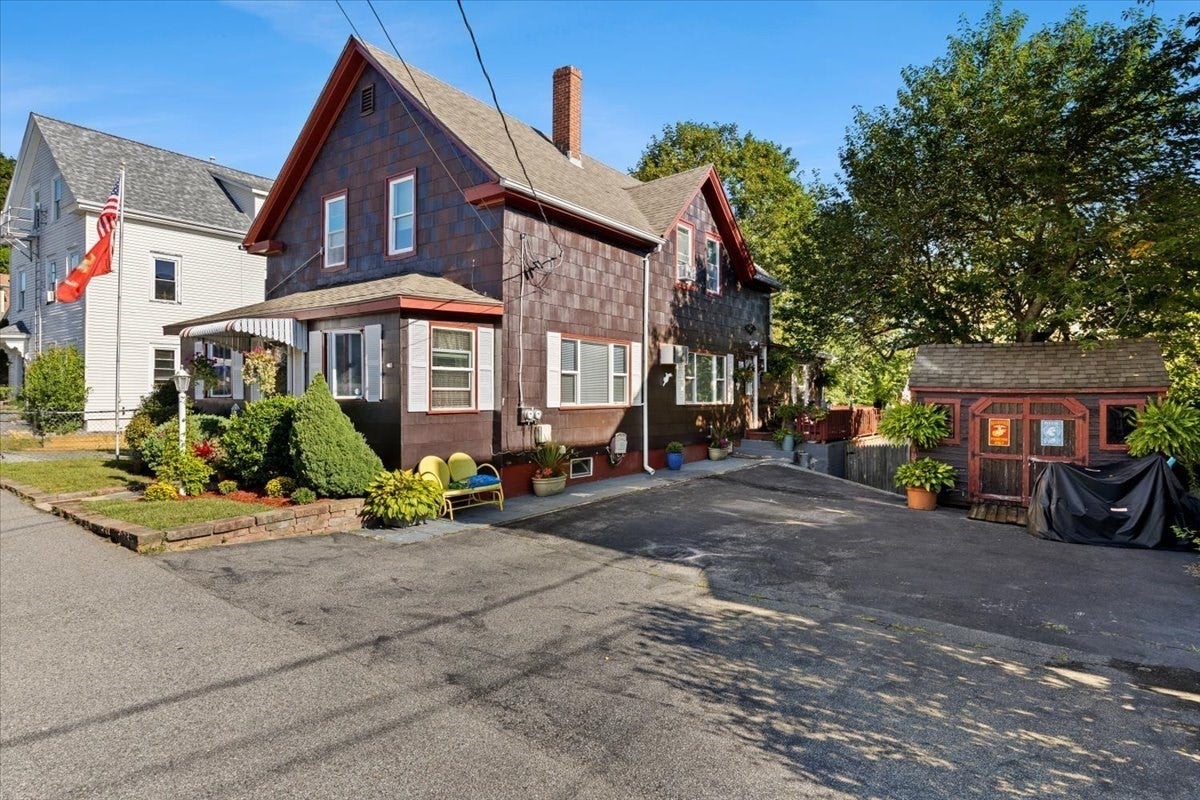35 Godfrey St, Taunton, MA, 35 Godfrey St, Taunton, MA Photo #2