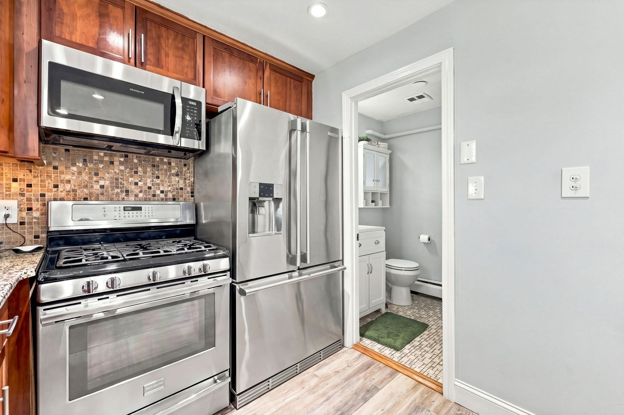 945 Riverside Dr #4C, Methuen, MA Photo #8