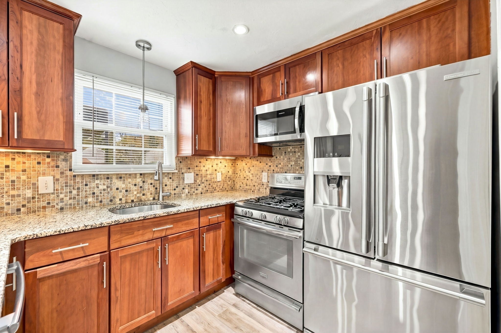 945 Riverside Dr #4C, Methuen, MA Photo #7
