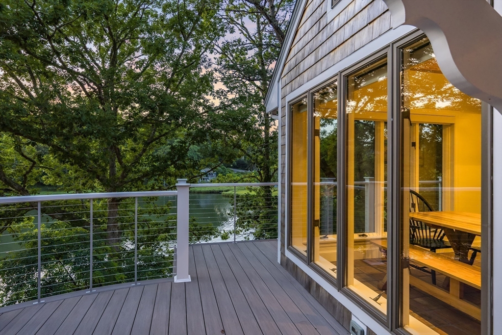 Orleans, Massachusetts 02653, United States, 4 Bedrooms Bedrooms, ,3 BathroomsBathrooms,Residential,Active,173220