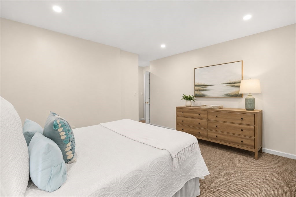 666 Main Street #315, Winchester, MA, 666 Main Street #315, Winchester, MA Photo #20