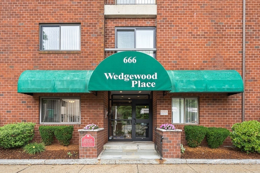 666 Main Street #315, Winchester, MA, 666 Main Street #315, Winchester, MA Photo #36