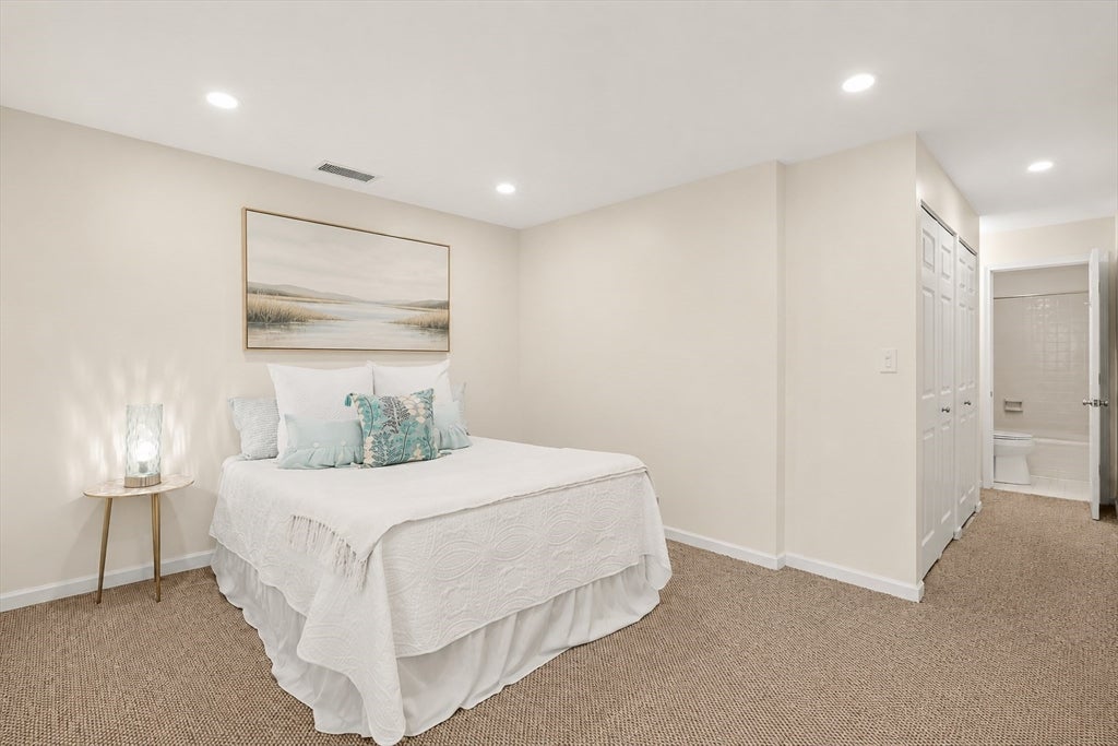666 Main Street #315, Winchester, MA, 666 Main Street #315, Winchester, MA Photo #19