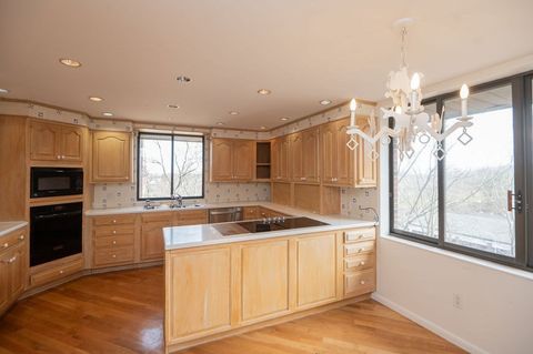406 Paradise Rd 3F Swampscott MA 01907