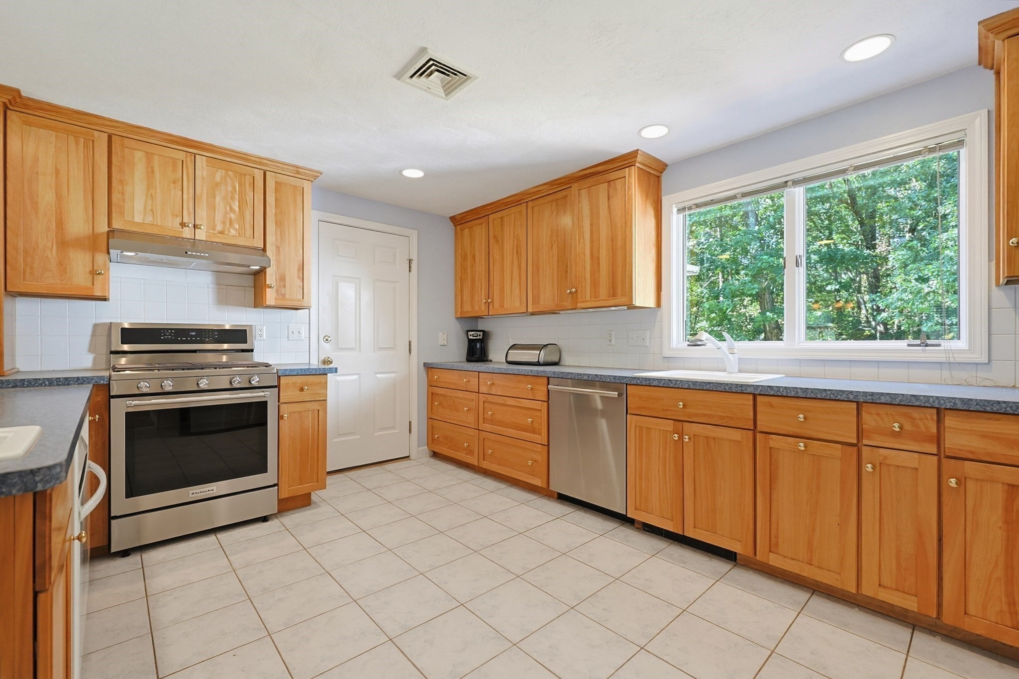 80 Brookdale Rd, Sudbury, MA, 80 Brookdale Rd, Sudbury, MA Photo #10