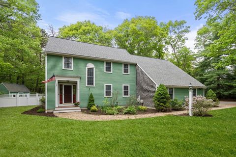 21 Autumn Ln Marion MA 02738