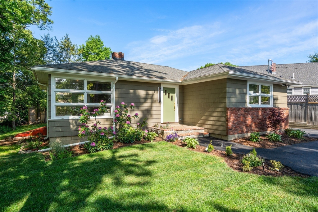 8 Everett St