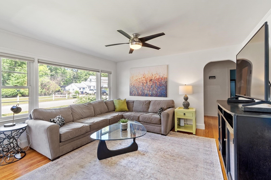 3 Chandler Rd