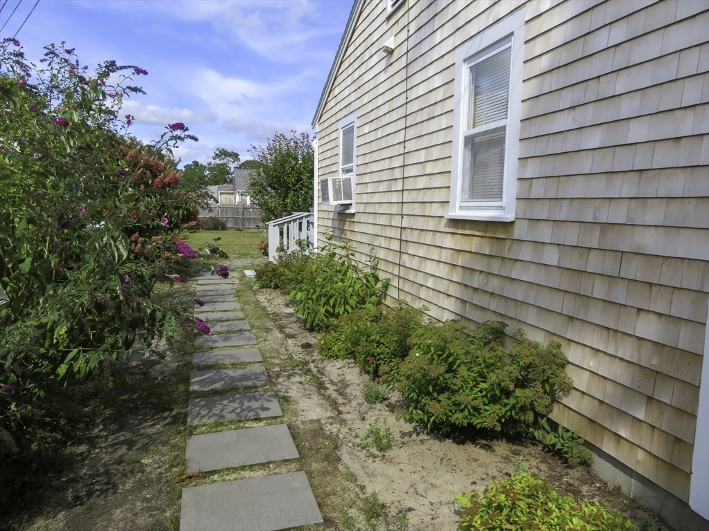 37 Ocean Dr 2