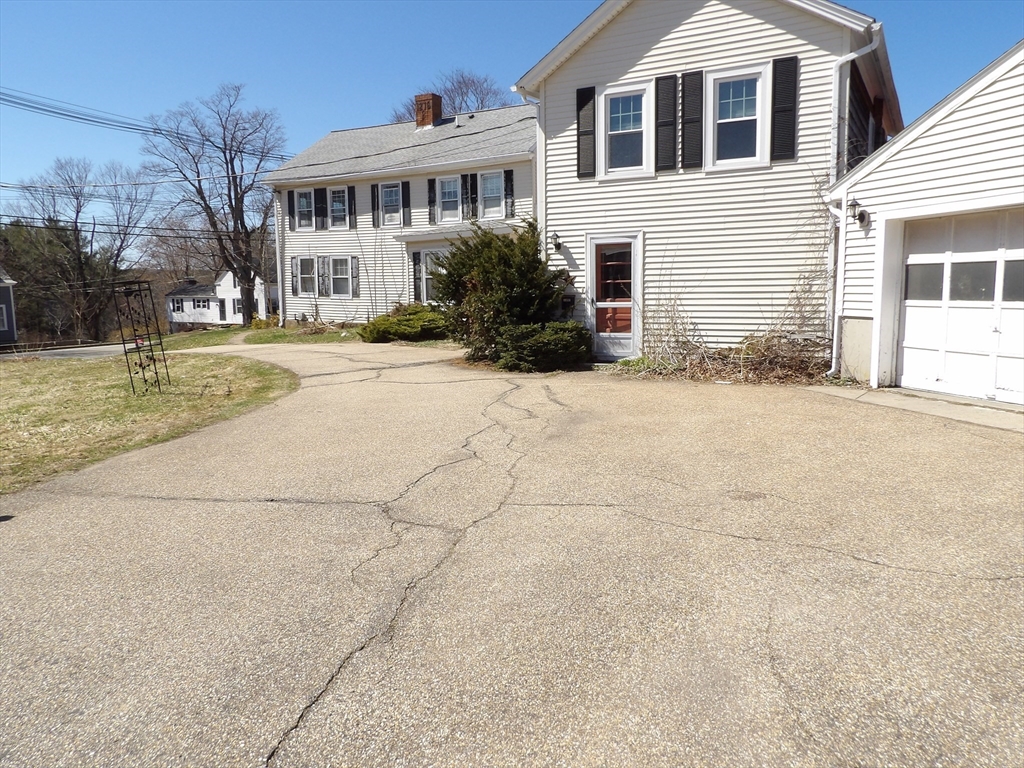 620 Pleasant St