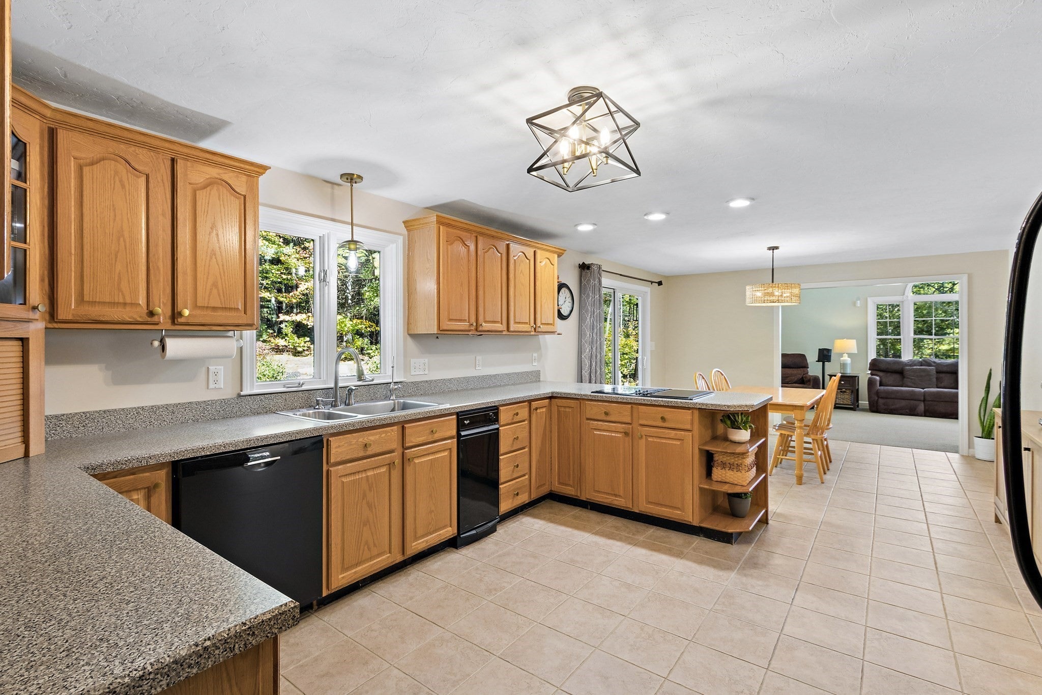 3 Tia Place, Franklin, MA, 3 Tia Place, Franklin, MA Photo #5