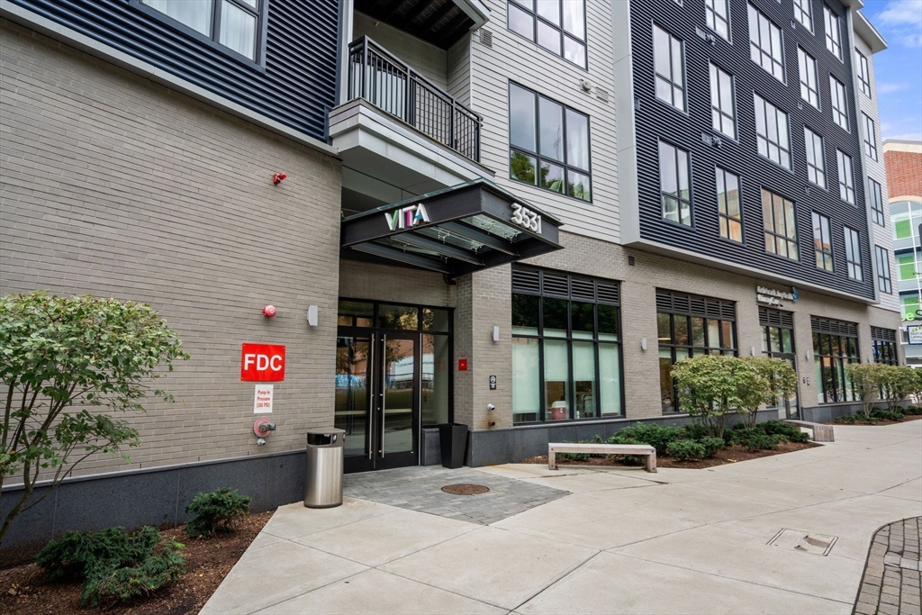 3531 Washington  Street 411