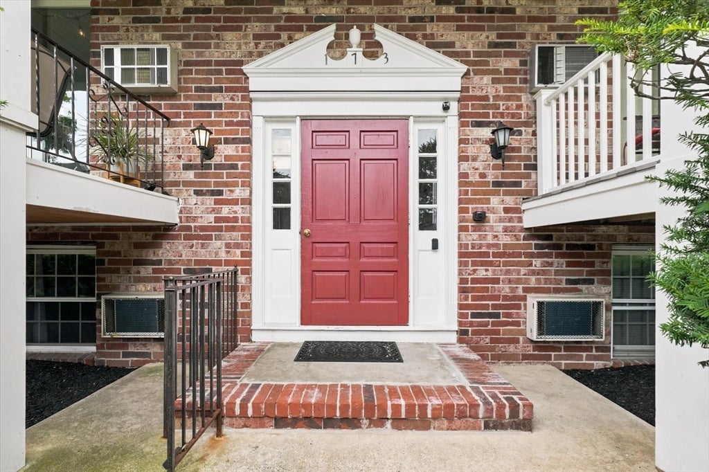 173 Main St 3