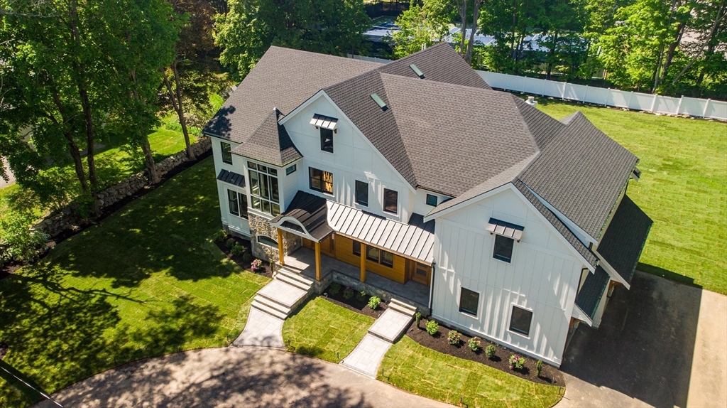 10 Fairlawn Lane