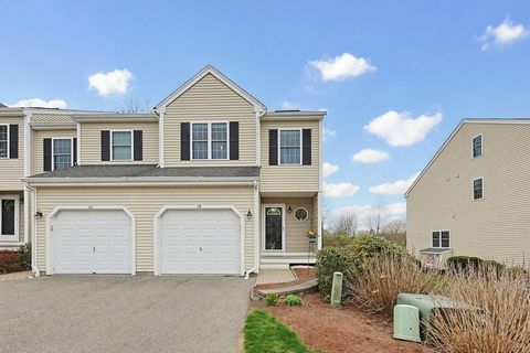 18 Azalea Ln 18 Grafton MA 01519