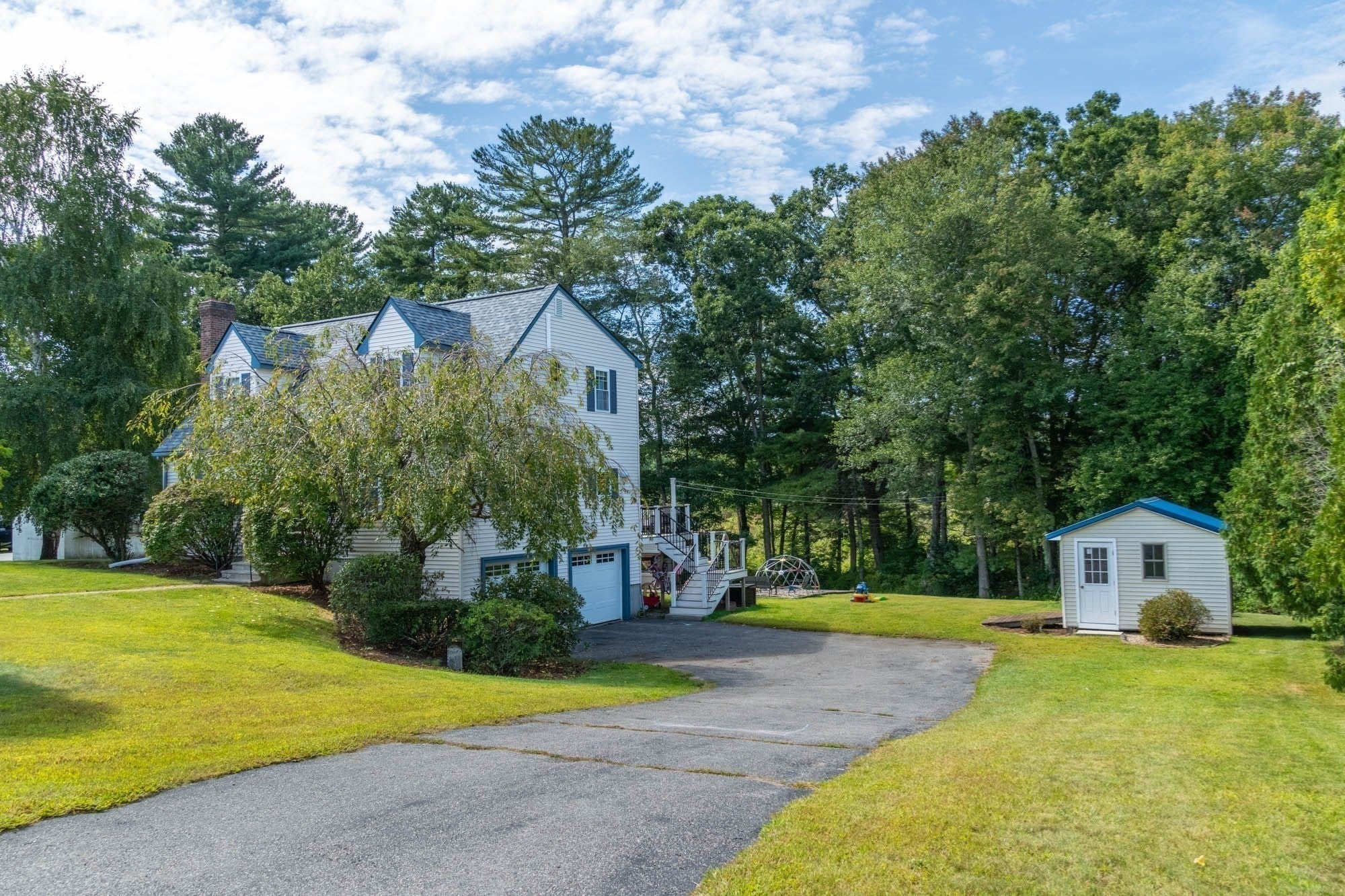 18 Clarence Dr