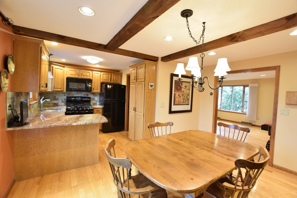 E41 Scotty Hollow Dr E41