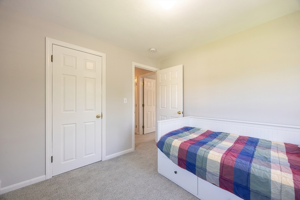 North Attleboro, Massachusetts 02760, United States, 4 Bedrooms Bedrooms, ,2 BathroomsBathrooms,Residential,Active,139270