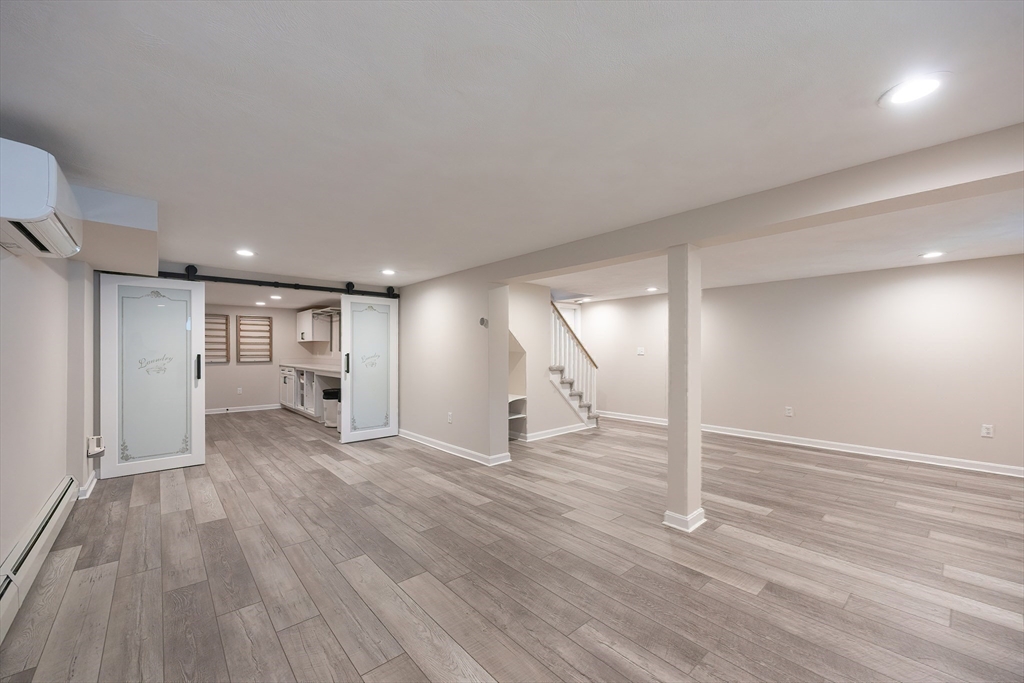 North Attleboro, Massachusetts 02760, United States, 4 Bedrooms Bedrooms, ,2 BathroomsBathrooms,Residential,Active,139270