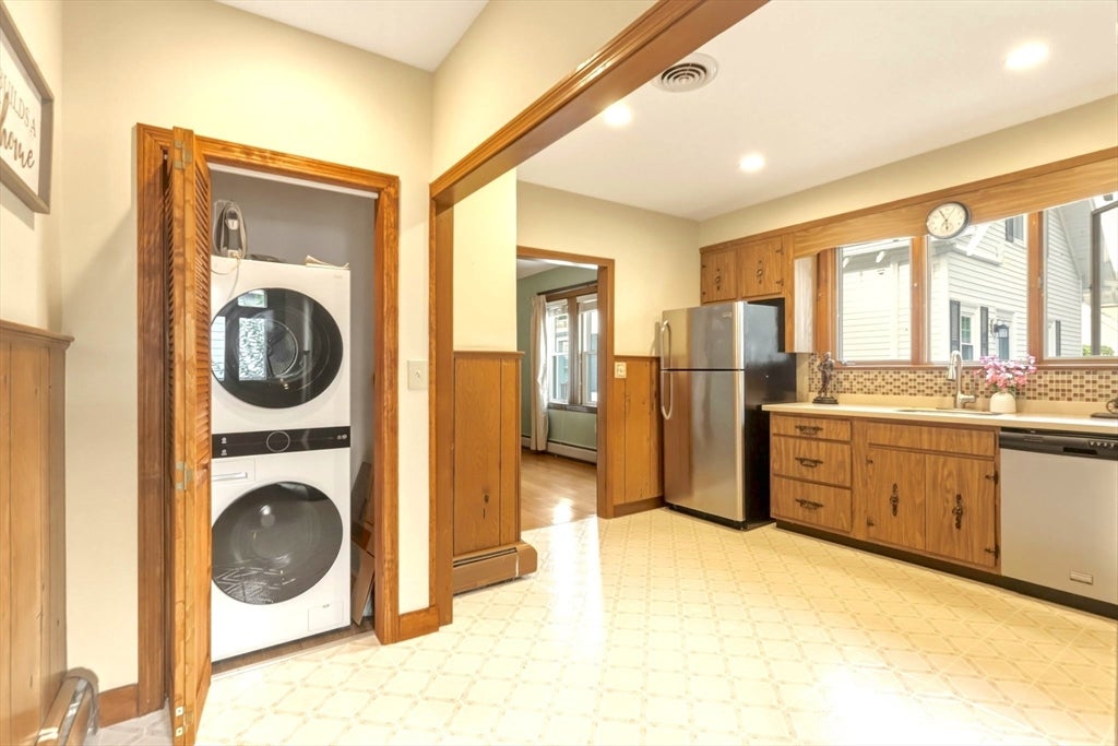87 Edwin St, Quincy, MA Photo #24