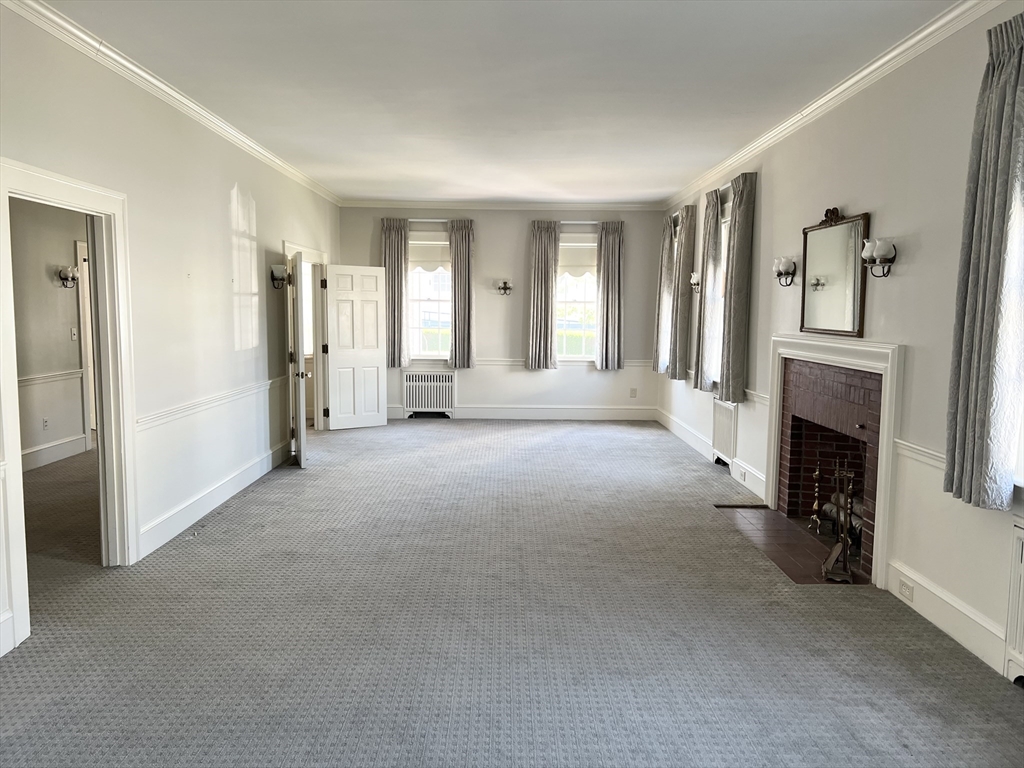 4 Common Street