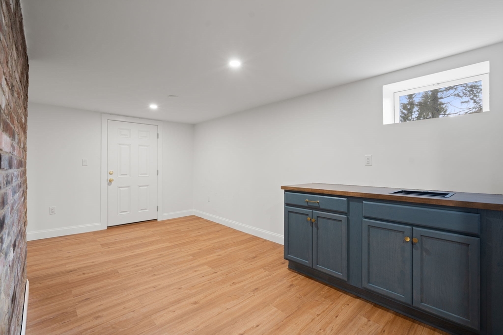 0-8 Everett St, Wakefield, MA, 0-8 Everett St, Wakefield, MA Photo #16