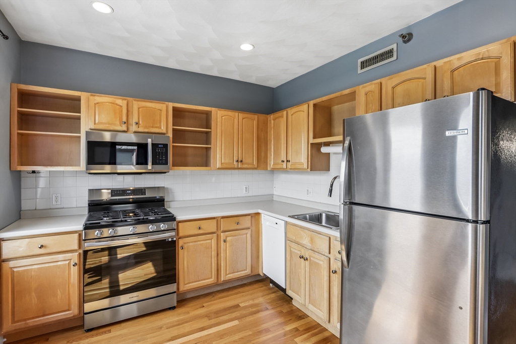550 Main ST #5, Malden, MA Photo #10