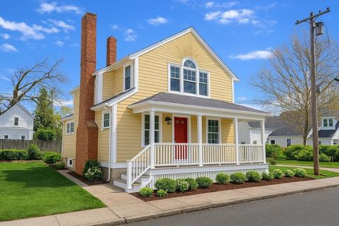 Photo of 10 Cottage Avenue, Danvers, MA 01923 (MLS # 73486484)