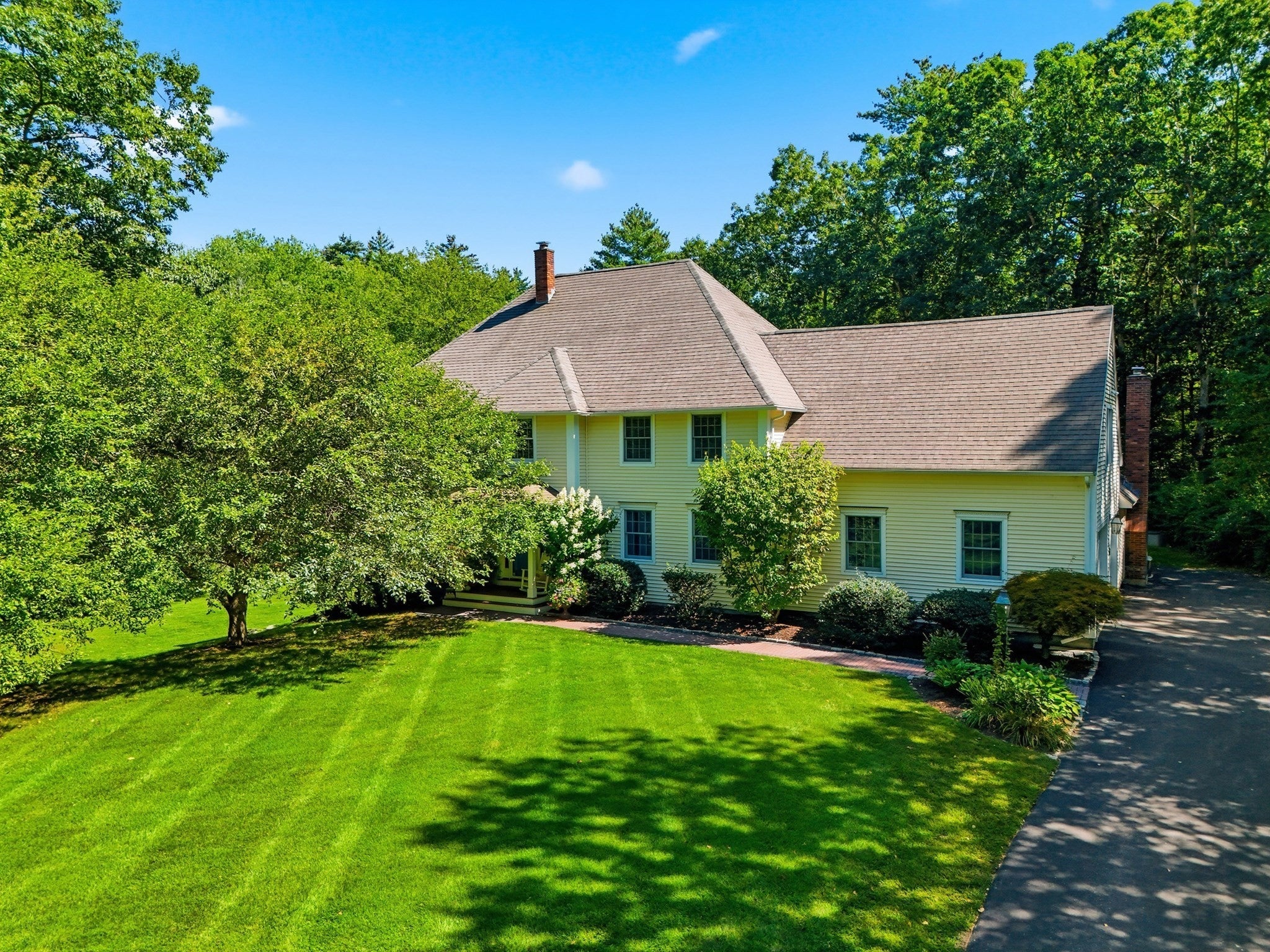 11 Olde Village Road, Salem, NH Photo #2