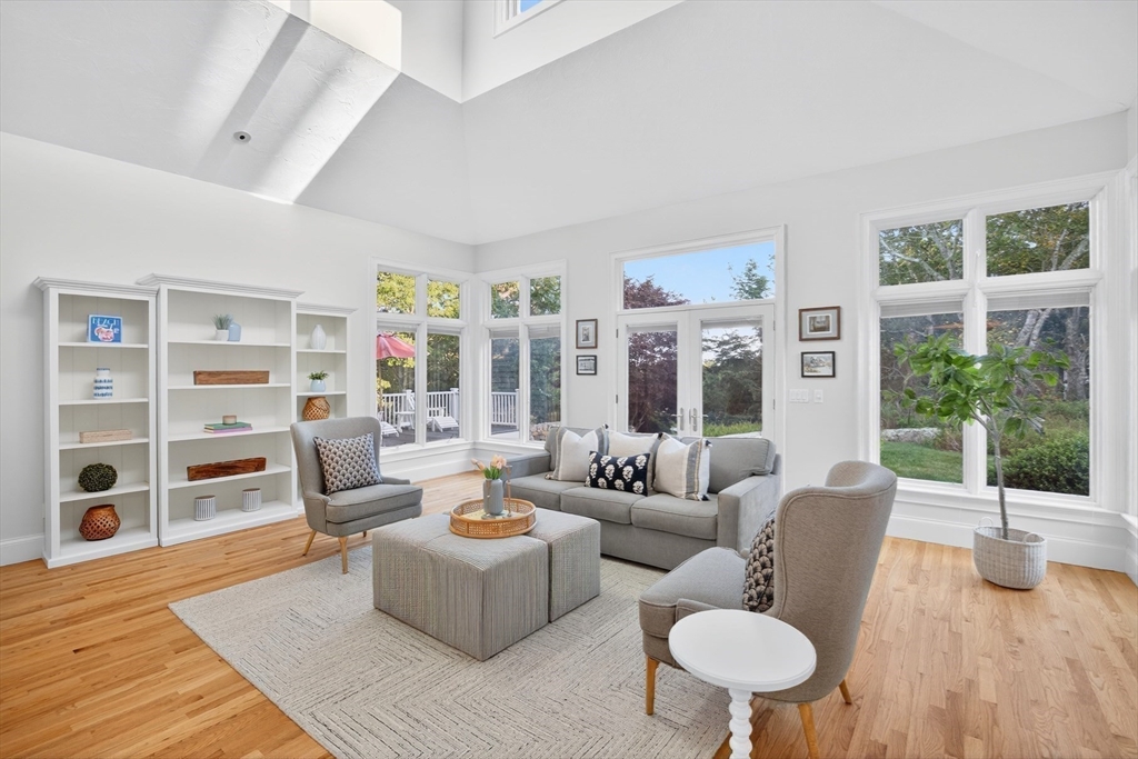 308 Falmouth Woods Rd