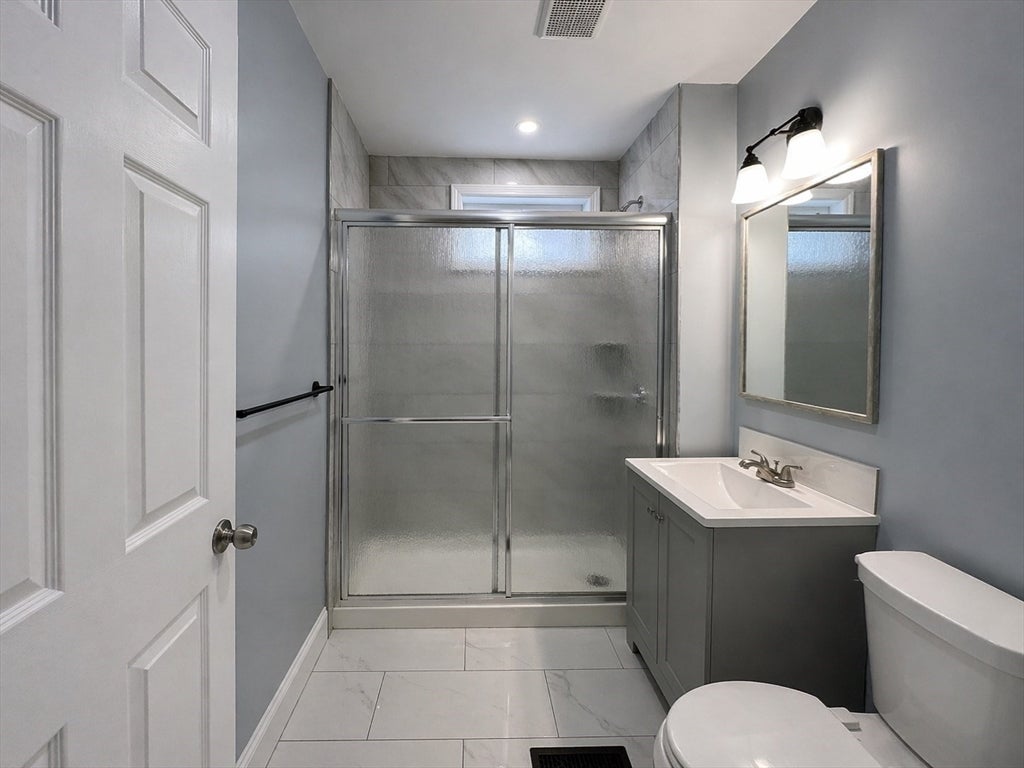9 Nightingale St #2, Boston, MA, 9 Nightingale St #2, Boston, MA Photo #3