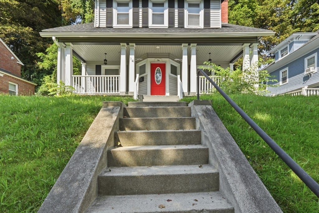14 Saint Elmo Rd, Worcester, MA, 14 Saint Elmo Rd, Worcester, MA Photo #39