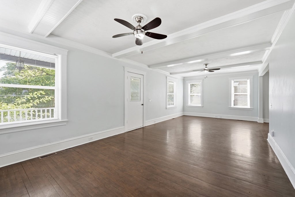 14 Saint Elmo Rd, Worcester, MA, 14 Saint Elmo Rd, Worcester, MA Photo #8