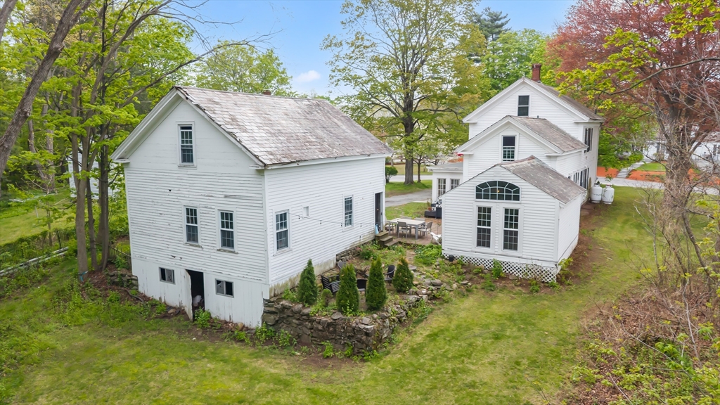 10 Maple ST, Sturbridge, MA Photo #37