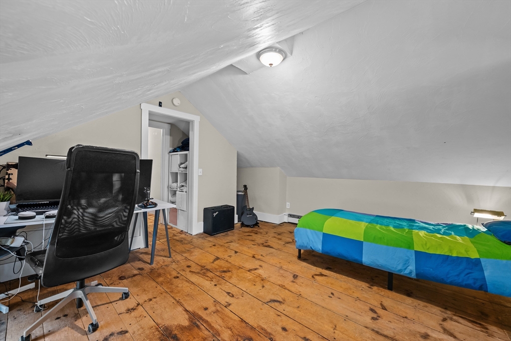 10 Maple ST, Sturbridge, MA Photo #30