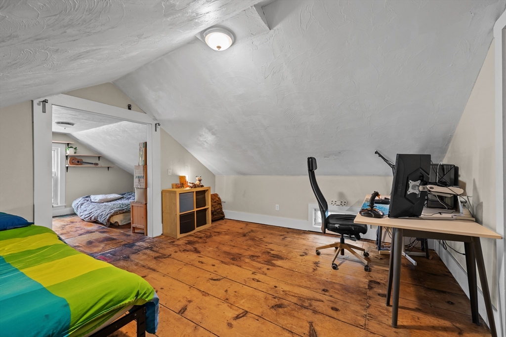 10 Maple ST, Sturbridge, MA Photo #29